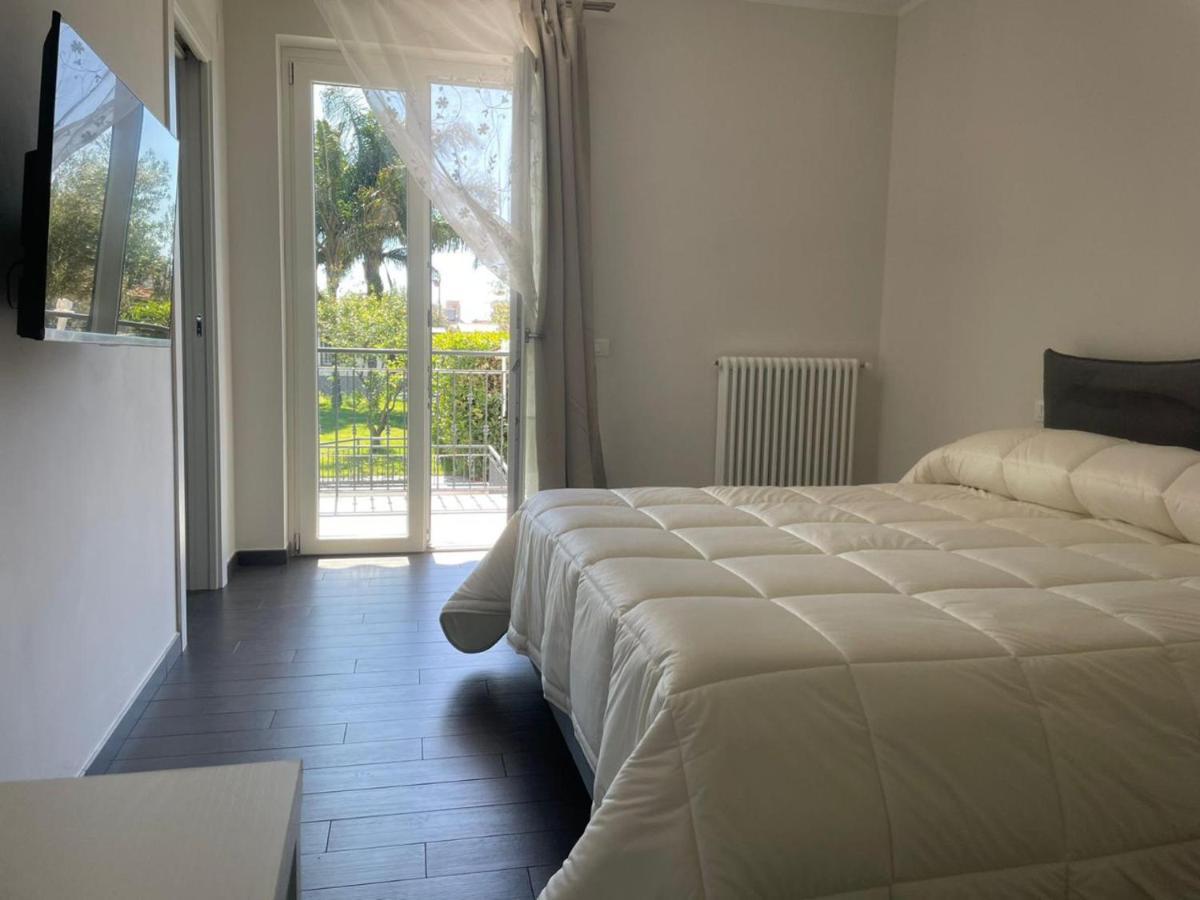 Villa Marisa Resort カステッランマーレ・ディ・スタービア エクステリア 写真